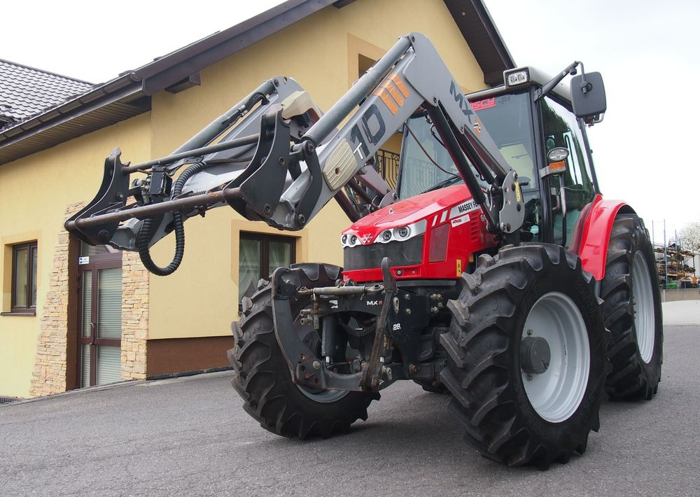 Ciągnik Massey Ferguson MF 6455 Dyna6 2013 Ciągnik rolniczy Massey Ferguson z Ładowaczem i TUZ-em - Tractor agricol: Foto 4 Ciągnik Massey Ferguson MF 6455 Dyna6 2013 Ciągnik rolniczy Massey Ferguson z Ładowaczem i TUZ-em - Tractor agricol: Foto 4
