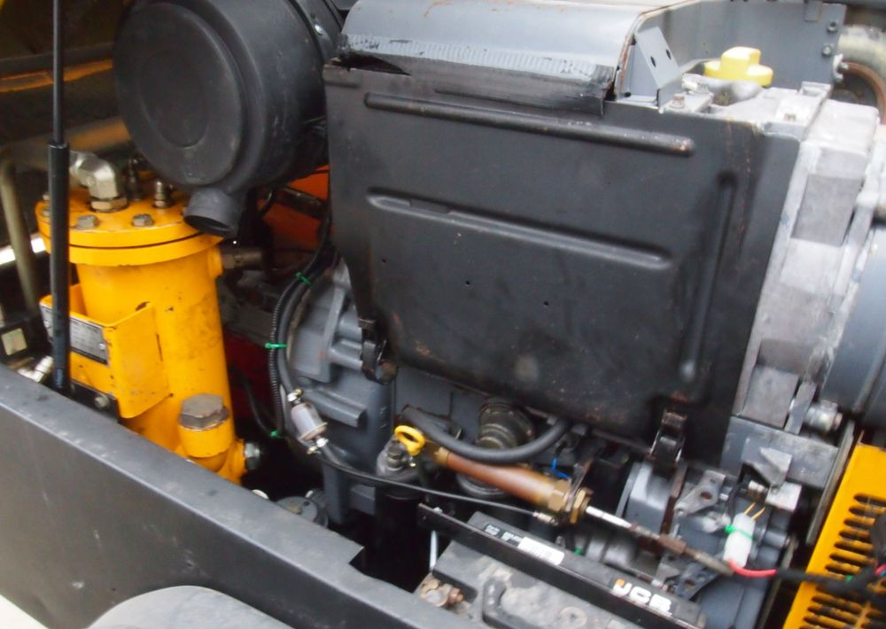 Kompresor Ingersoll Rand IR P130WD 2000 Kompresor Ingersoll Rand P130WD 30 kW - Compresor de aer: Foto 5 Kompresor Ingersoll Rand IR P130WD 2000 Kompresor Ingersoll Rand P130WD 30 kW - Compresor de aer: Foto 5