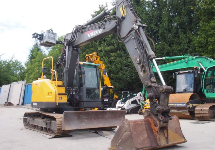 Koparka gąsienicowa Volvo ECR145D 2010 KOPARKA VOLVO - Excavator pe şenile: Foto 2 Koparka gąsienicowa Volvo ECR145D 2010 KOPARKA VOLVO - Excavator pe şenile: Foto 2