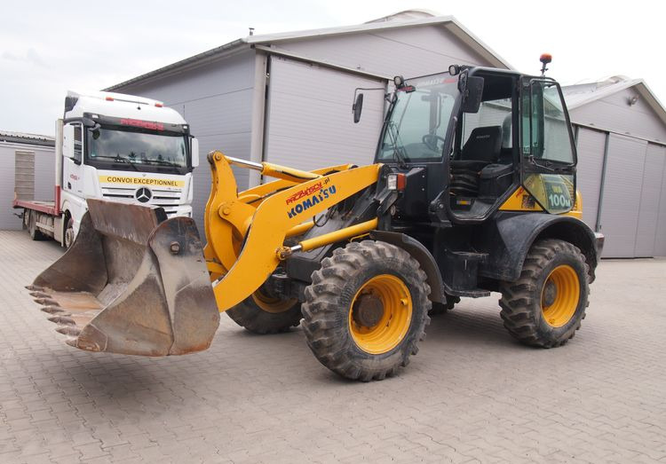 Ładowarka Komatsu WA100-6 2012 Ładowarka Komatsu WA 100-6 - Încărcător frontal pe pneuri: Foto 4 Ładowarka Komatsu WA100-6 2012 Ładowarka Komatsu WA 100-6 - Încărcător frontal pe pneuri: Foto 4