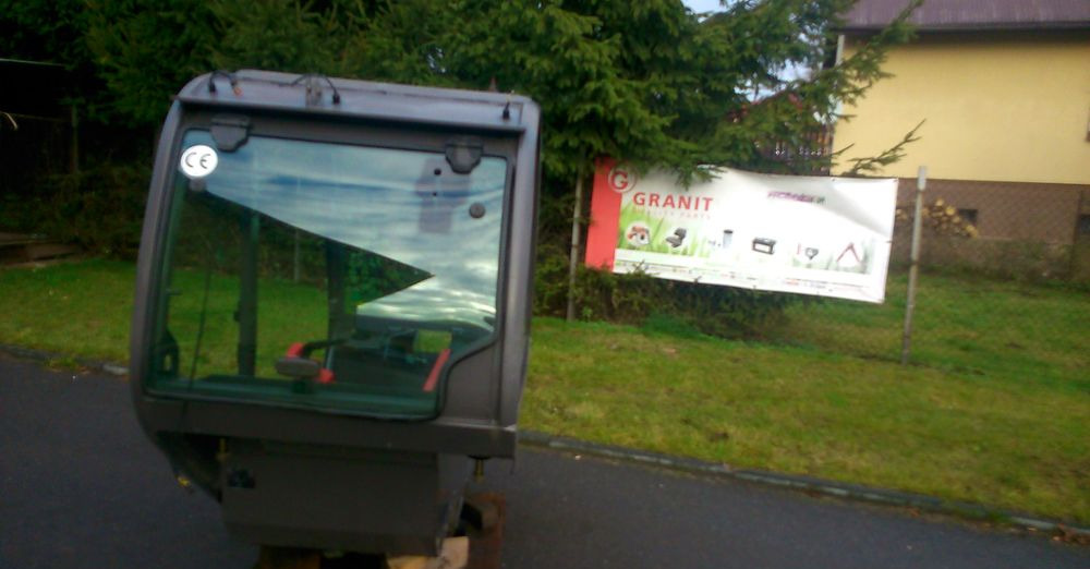 Ładowarka teleskopowa Manitou MT, MLT 2005 Kabina do Manitou - Cabină pentru Stivuitor: Foto 1 Ładowarka teleskopowa Manitou MT, MLT 2005 Kabina do Manitou - Cabină pentru Stivuitor: Foto 1