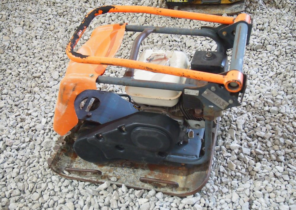 Ubijarka Belle PC5000E 2009 Zagęszczarka ubijarka Bella - Placă compactoare: Foto 4 Ubijarka Belle PC5000E 2009 Zagęszczarka ubijarka Bella - Placă compactoare: Foto 4