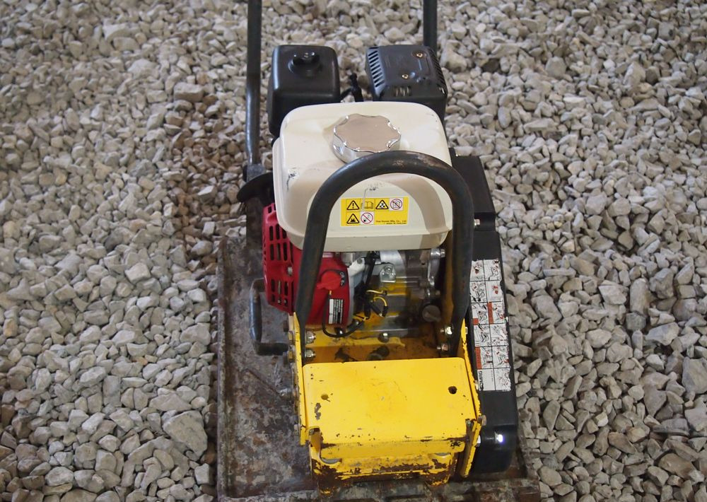 Ubijarka Bomag BVP 18/45 2019 Zagęszczarka Bomag 91 - Placă compactoare: Foto 5 Ubijarka Bomag BVP 18/45 2019 Zagęszczarka Bomag 91 - Placă compactoare: Foto 5