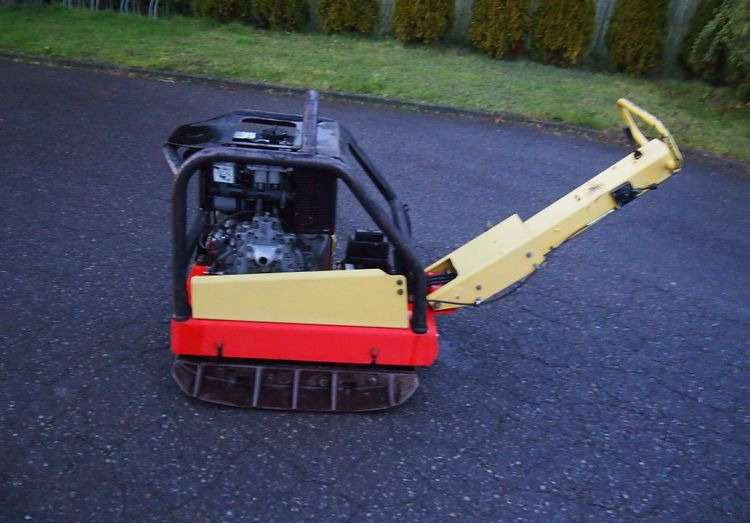 Ubijarka Dynapac Dynapac lg500 2010 Zagęszczarka Dynapac LG500 - Placă compactoare: Foto 4 Ubijarka Dynapac Dynapac lg500 2010 Zagęszczarka Dynapac LG500 - Placă compactoare: Foto 4