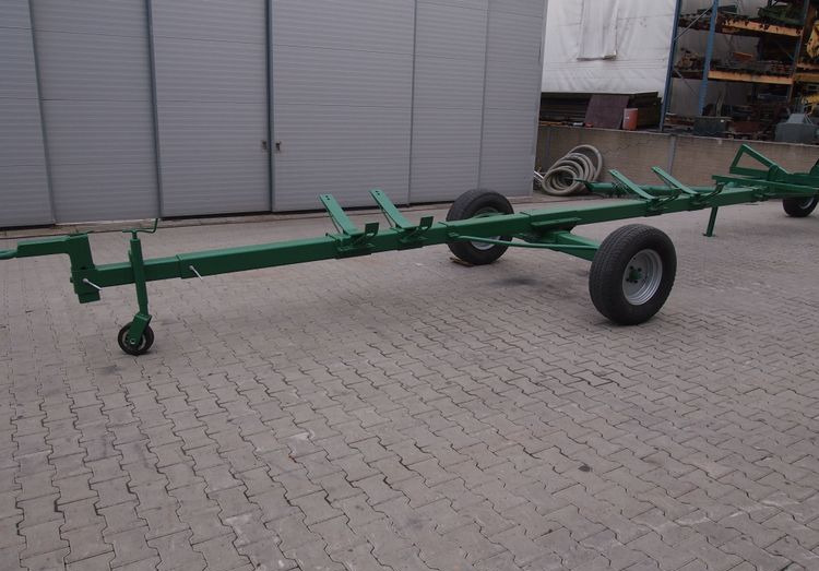 Wózek do kombajnu New Holland 4-6m Wózek pod heder New Holland , John Deere, Claas - Remorcă pentru heder: Foto 1 Wózek do kombajnu New Holland 4-6m Wózek pod heder New Holland , John Deere, Claas - Remorcă pentru heder: Foto 1