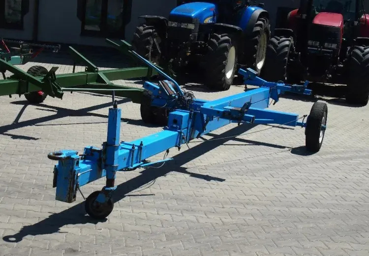 Wózek do kombajnu pod heder do zboża - Remorcă pentru heder: Foto 3 Wózek do kombajnu pod heder do zboża - Remorcă pentru heder: Foto 3