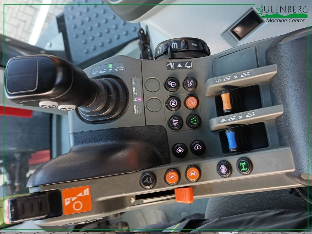 Tractor agricol Claas Axion 850: Foto 12 Tractor agricol Claas Axion 850: Foto 12