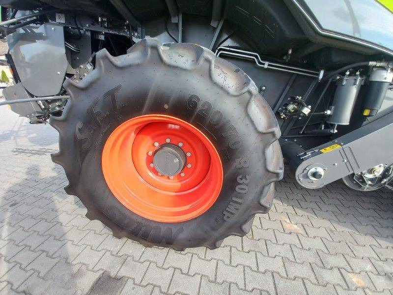 Combină de recoltat cereale Claas Lexion 8800 TT: Foto 21