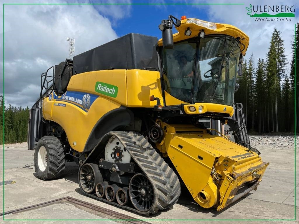 New Holland CR9090 - Combină de recoltat cereale: Foto 1 New Holland CR9090 - Combină de recoltat cereale: Foto 1