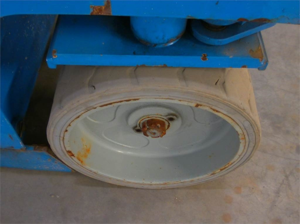 Platforma foarfeca Genie GS4047: Foto 14 Platforma foarfeca Genie GS4047: Foto 14