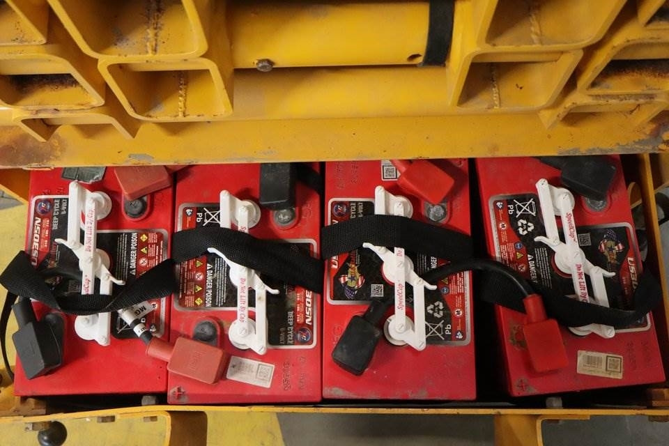 Haulotte Compact 14 - Platforma foarfeca: Foto 5 Haulotte Compact 14 - Platforma foarfeca: Foto 5