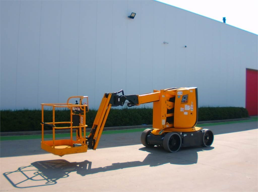 Haulotte HA12CJ+ - Nacela articulata: Foto 2 Haulotte HA12CJ+ - Nacela articulata: Foto 2