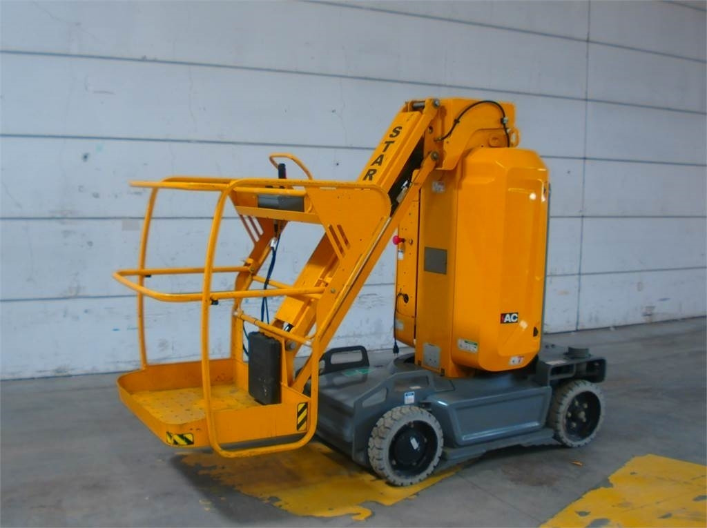 Haulotte STAR 10 - Platformă verticală: Foto 2 Haulotte STAR 10 - Platformă verticală: Foto 2