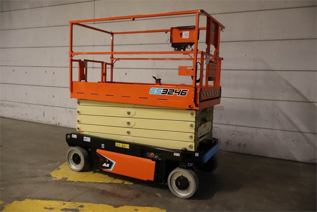 JLG 3246ES - Platforma foarfeca: Foto 3 JLG 3246ES - Platforma foarfeca: Foto 3