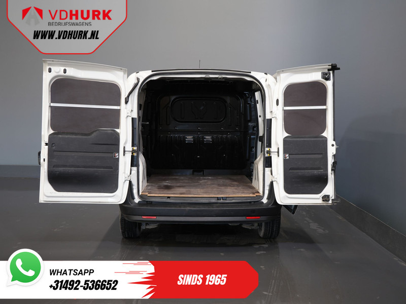 Fiat Dobló Cargo 1.3 MJ BPM VRIJ! 3x Voorraad NL Auto/ Airco/ Bluetooth/ Betimmering - Autoutilitară compactă: Foto 5 Fiat Dobló Cargo 1.3 MJ BPM VRIJ! 3x Voorraad NL Auto/ Airco/ Bluetooth/ Betimmering - Autoutilitară compactă: Foto 5