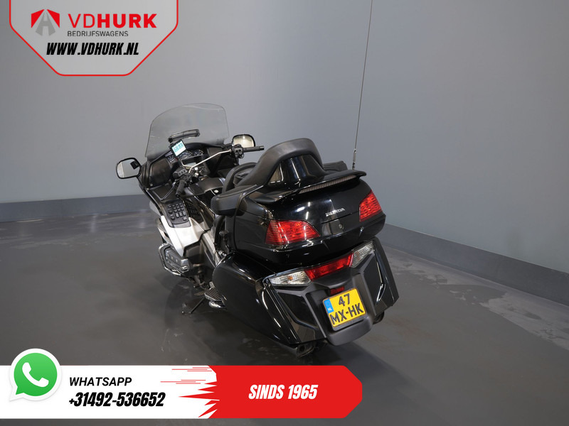 Honda GL 1800 Gold Wing MARGE/ ABS/ Koffers/ Cruise/ Topkoffer/ Radio - Motocicletă: Foto 5 Honda GL 1800 Gold Wing MARGE/ ABS/ Koffers/ Cruise/ Topkoffer/ Radio - Motocicletă: Foto 5