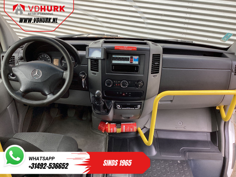 Mercedes-Benz Sprinter 313 2.2 CDI L2H2 € 10.164 Incl. BTW EXPORT ONLY Combi/ 9 Persoons/ Kombi/ 9P/ Airco/ Rolstoellift - Microbuz, Transport persoane: Foto 3 Mercedes-Benz Sprinter 313 2.2 CDI L2H2 € 10.164 Incl. BTW EXPORT ONLY Combi/ 9 Persoons/ Kombi/ 9P/ Airco/ Rolstoellift - Microbuz, Transport persoane: Foto 3