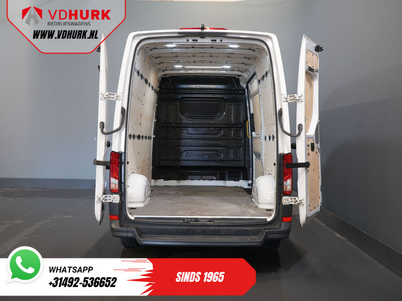 Volkswagen Crafter 35 2.0 TDI 140 pk L3H3 BPM VRIJ! 270Gr. Deuren/ Carplay/ Climate/ Camera/ Cruise - Dubă: Foto 5 Volkswagen Crafter 35 2.0 TDI 140 pk L3H3 BPM VRIJ! 270Gr. Deuren/ Carplay/ Climate/ Camera/ Cruise - Dubă: Foto 5