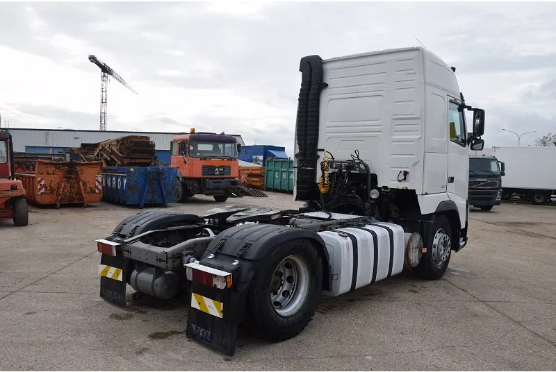 Volvo FH 12.420 - Cap tractor: Foto 4 Volvo FH 12.420 - Cap tractor: Foto 4