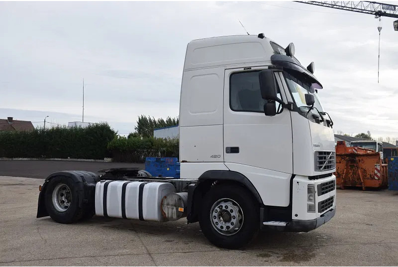 Volvo FH 12.420 - Cap tractor: Foto 3 Volvo FH 12.420 - Cap tractor: Foto 3