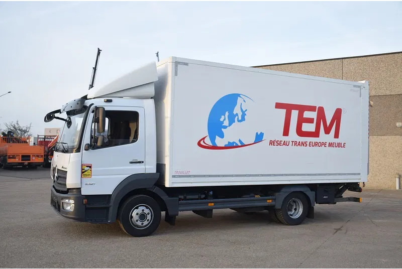 Mercedes-Benz Atego 1021 - Camion furgon: Foto 3 Mercedes-Benz Atego 1021 - Camion furgon: Foto 3