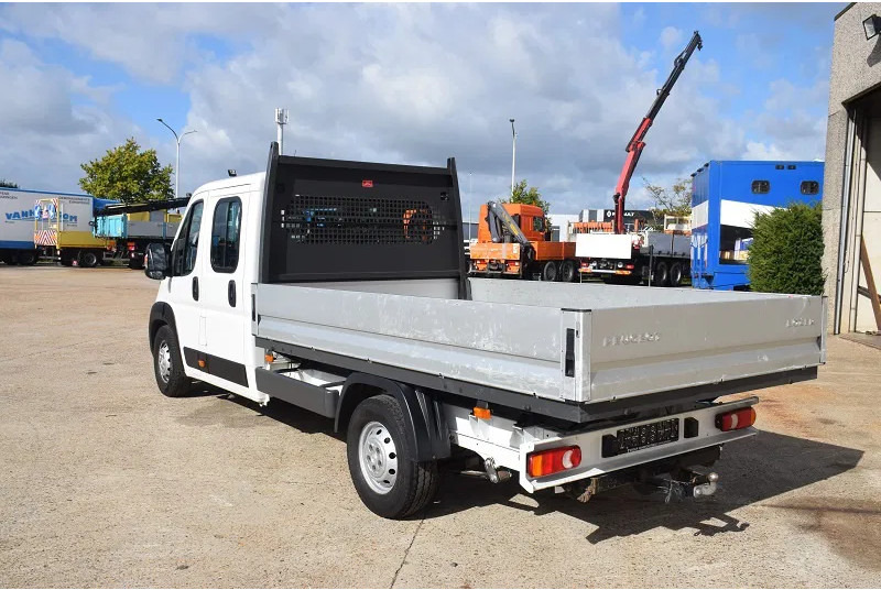 Peugeot Boxer 2.0 L -130 pk -L4 - Autoutilitară cu platformă, Autoutilitară cabină dublă: Foto 5 Peugeot Boxer 2.0 L -130 pk -L4 - Autoutilitară cu platformă, Autoutilitară cabină dublă: Foto 5