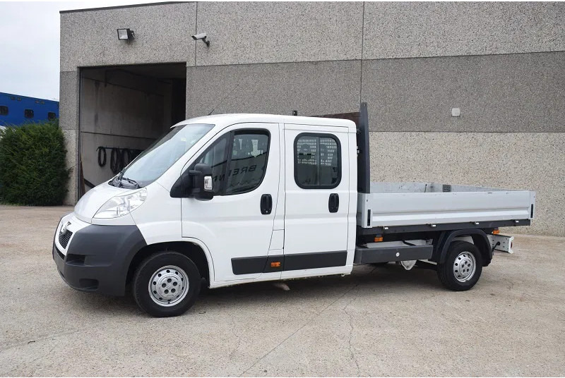 Peugeot Boxer 2.2 L -130 pk - - Autoutilitară cu platformă, Autoutilitară cabină dublă: Foto 3 Peugeot Boxer 2.2 L -130 pk - - Autoutilitară cu platformă, Autoutilitară cabină dublă: Foto 3