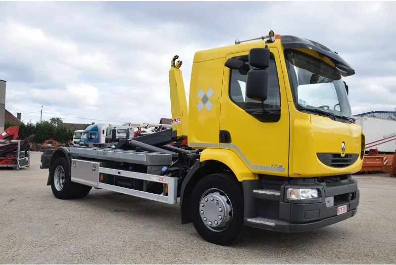 Renault Midlum 270 - Camion cu cârlig: Foto 3 Renault Midlum 270 - Camion cu cârlig: Foto 3