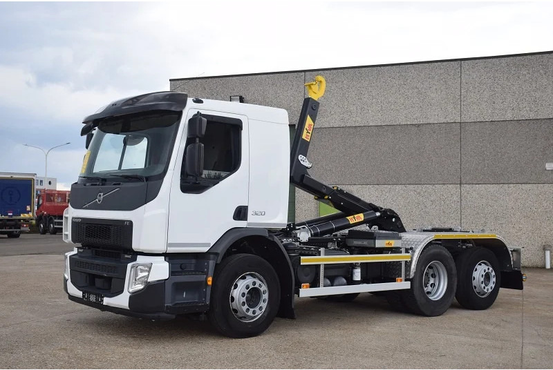 Volvo FE 320 - Camion cu cârlig: Foto 1 Volvo FE 320 - Camion cu cârlig: Foto 1
