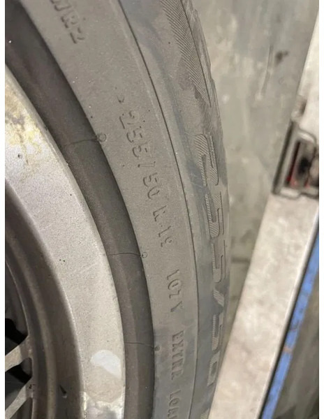 General Tire Dotz velgen met General Tire Grabber banden 255/50 R19 107Y - Anvelope și jante pentru Automobil: Foto 4 General Tire Dotz velgen met General Tire Grabber banden 255/50 R19 107Y - Anvelope și jante pentru Automobil: Foto 4
