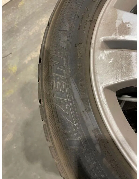 Kumho Kumho banden met Mercedes velgen 255/50 R19 107V - Anvelope și jante pentru Automobil: Foto 3 Kumho Kumho banden met Mercedes velgen 255/50 R19 107V - Anvelope și jante pentru Automobil: Foto 3