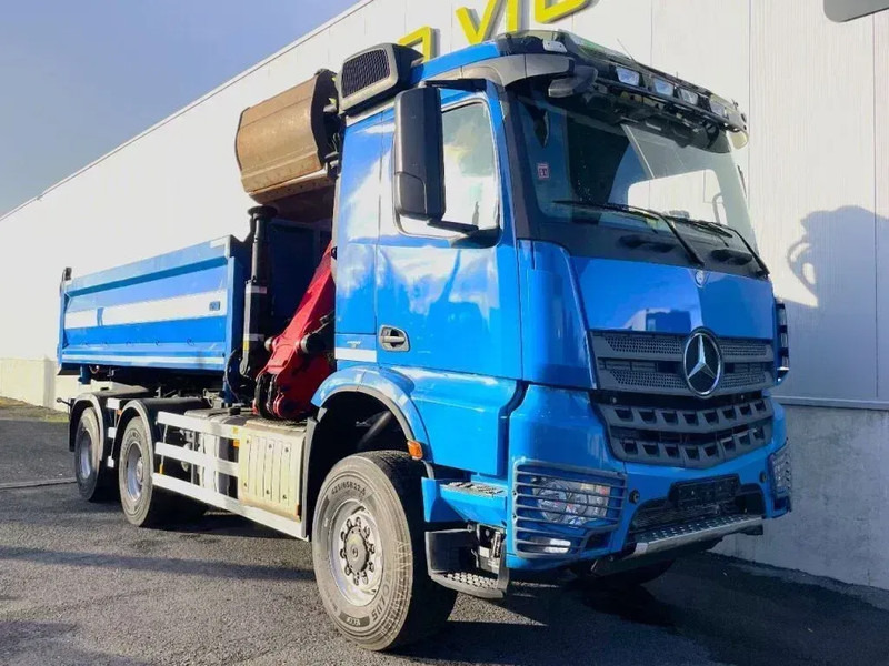 Camion basculantă, Camion cu macara Mercedes-Benz Arocs 3342 *6x6*meegestuurd as*2zijdige kipper*Airco*Bluetooth: Foto 19