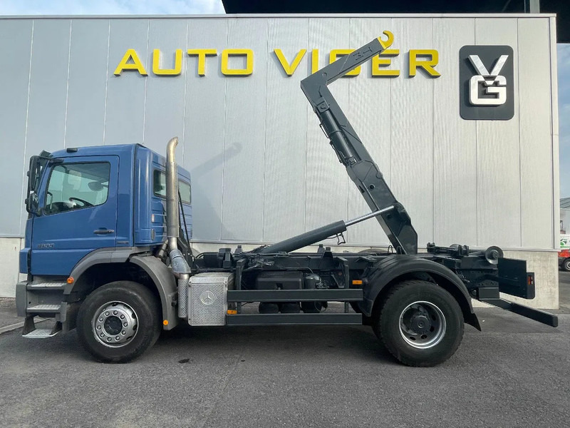 Mercedes-Benz Axor 1833 *cruise control*bluetooth*airconditioning*differentieelslot - Camion cu cârlig: Foto 1 Mercedes-Benz Axor 1833 *cruise control*bluetooth*airconditioning*differentieelslot - Camion cu cârlig: Foto 1