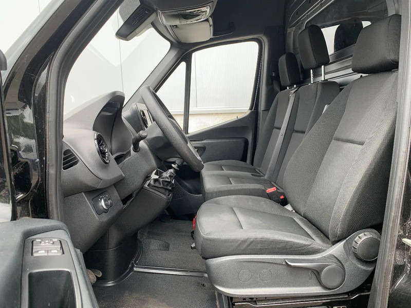Mercedes-Benz Sprinter 314 *L2H2*Achteruitrijcamera*Elektr.Spiegels*Navigatie*Airconditioning* - Dubă: Foto 5 Mercedes-Benz Sprinter 314 *L2H2*Achteruitrijcamera*Elektr.Spiegels*Navigatie*Airconditioning* - Dubă: Foto 5