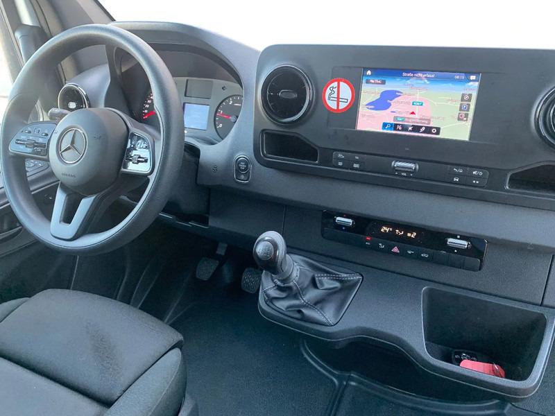 Mercedes-Benz Sprinter 317 CDI*L2H2*360°Camera*Zetelverwarming*Tempomat*Navi* - Dubă: Foto 5 Mercedes-Benz Sprinter 317 CDI*L2H2*360°Camera*Zetelverwarming*Tempomat*Navi* - Dubă: Foto 5
