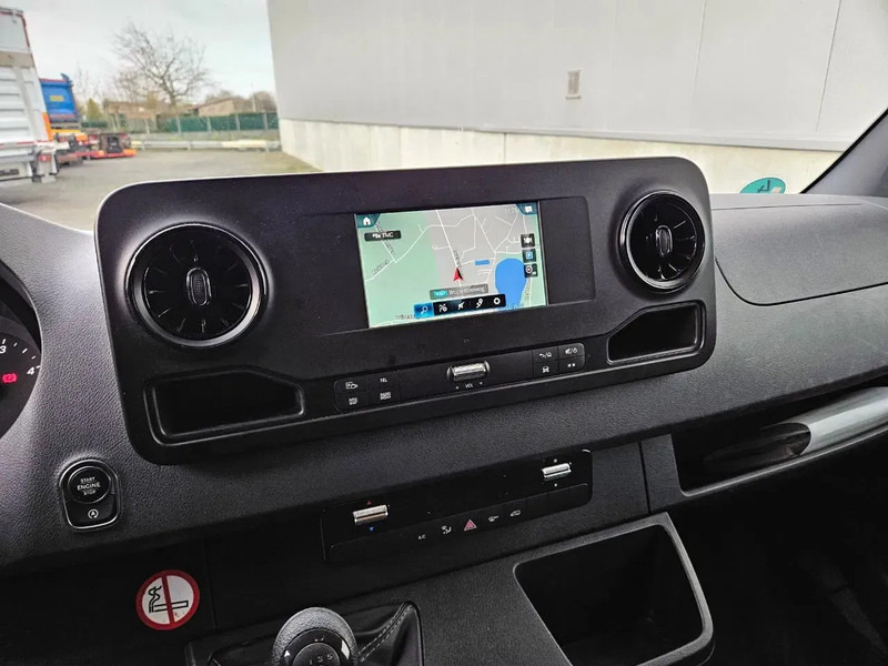 Mercedes-Benz Sprinter 317 L2H2*360°Camera*Airco*Navigatie*Zetelverwarming - Dubă: Foto 5 Mercedes-Benz Sprinter 317 L2H2*360°Camera*Airco*Navigatie*Zetelverwarming - Dubă: Foto 5