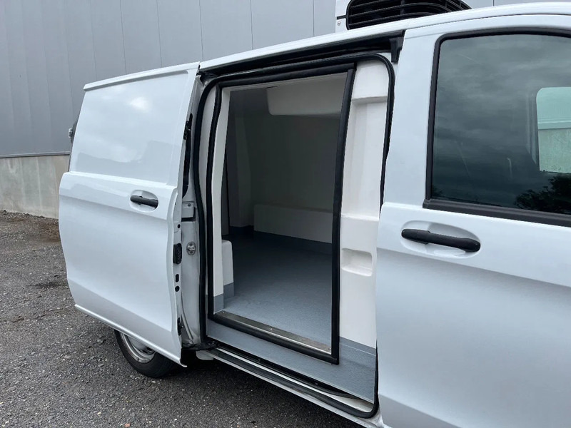 Mercedes-Benz Vito VITO*NACHTKOELING*VRIEZEN-18°*CAMERA*ZIJDEUR - Autoutilitară frigorifica: Foto 5 Mercedes-Benz Vito VITO*NACHTKOELING*VRIEZEN-18°*CAMERA*ZIJDEUR - Autoutilitară frigorifica: Foto 5