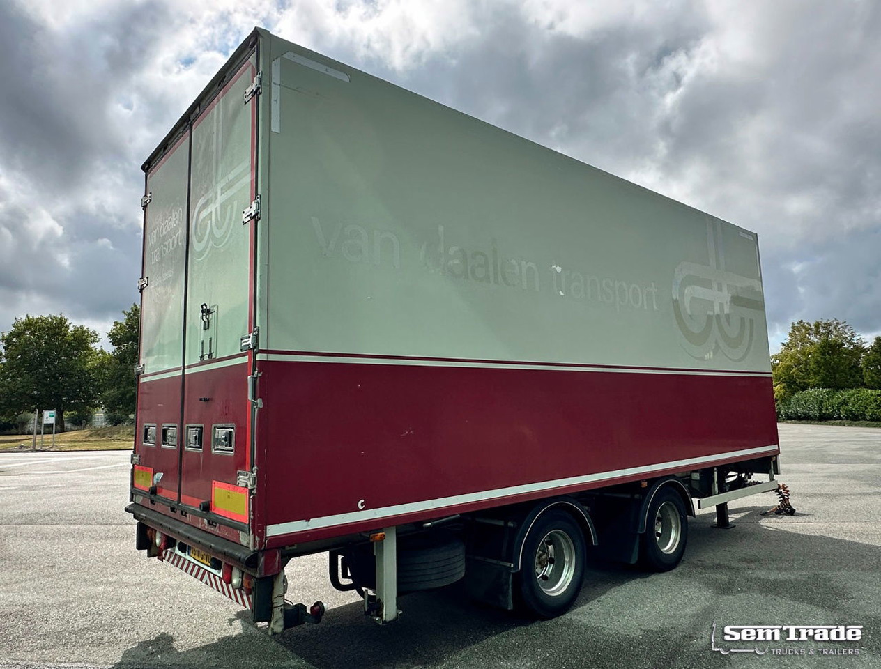 Burg 2 Axle VAN Beurden Isolated BOX TRS Cooling Good Condition Holland-Trailer - Remorcă frigider: Foto 4 Burg 2 Axle VAN Beurden Isolated BOX TRS Cooling Good Condition Holland-Trailer - Remorcă frigider: Foto 4
