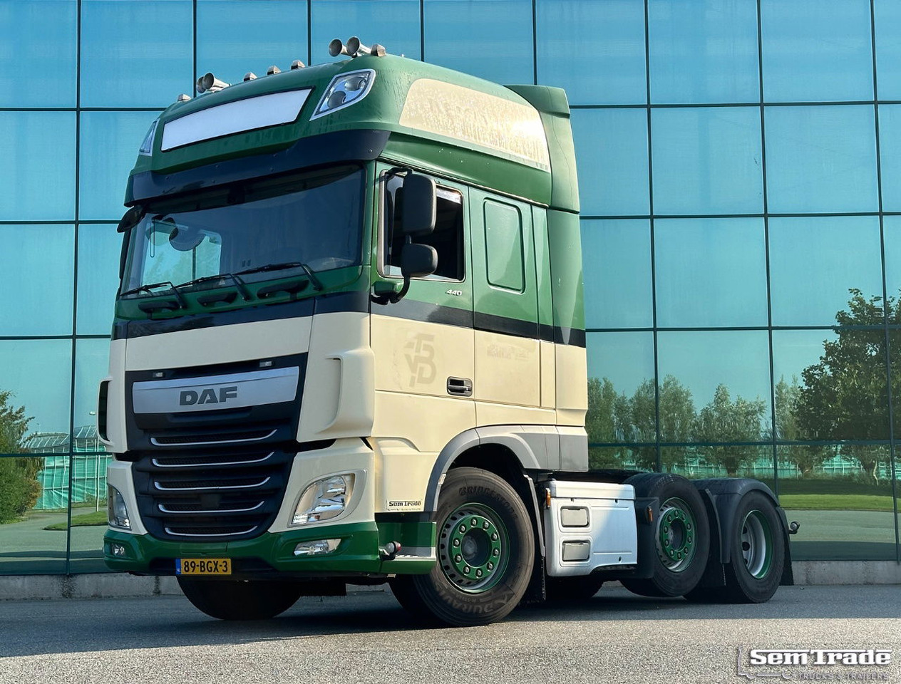 DAF XF 440 FTG SSC 6X2 TOP Condition NL Truck - Cap tractor: Foto 1 DAF XF 440 FTG SSC 6X2 TOP Condition NL Truck - Cap tractor: Foto 1
