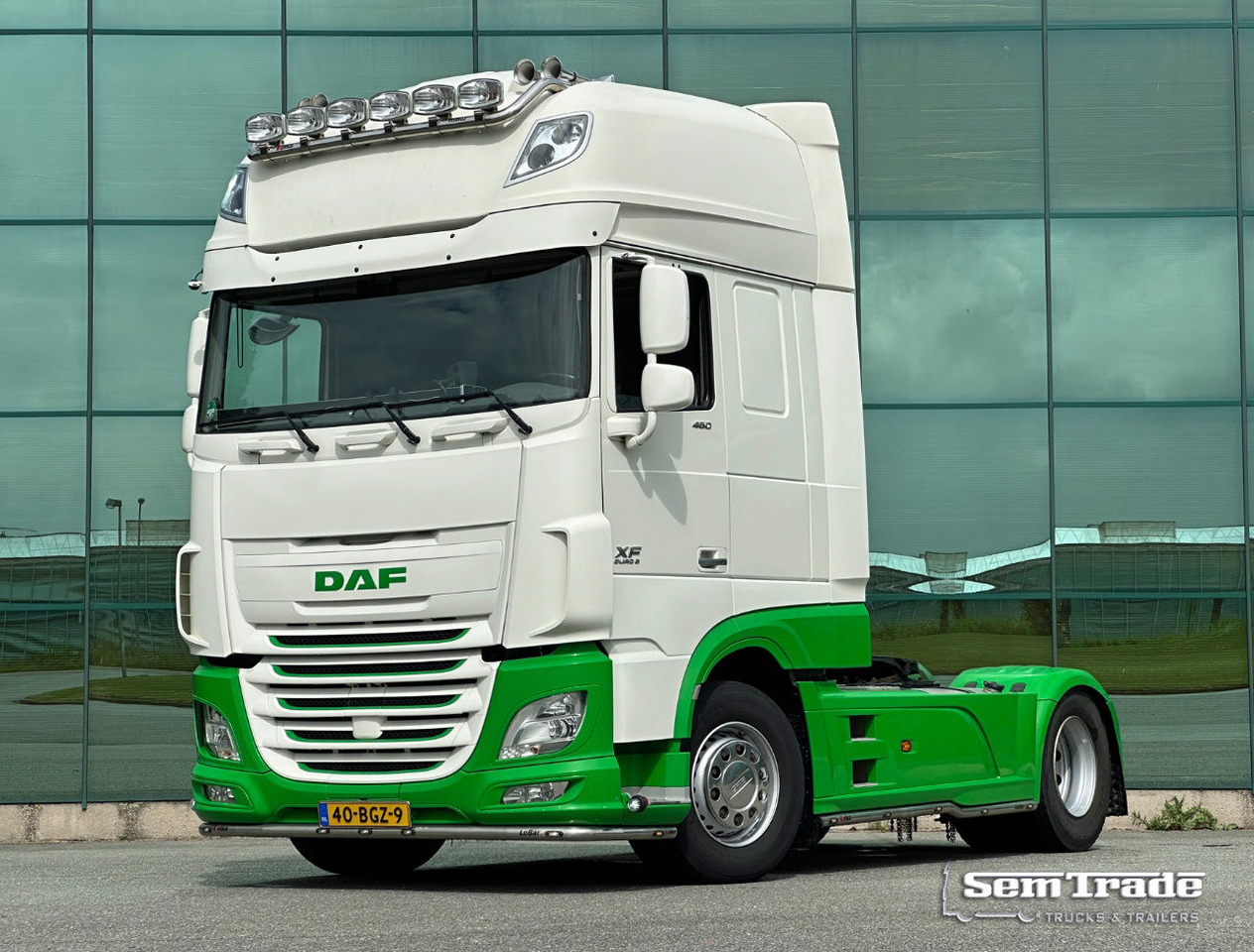 DAF XF 460 FT SSC 684.000 KM TRS Genset NEW Tacho Full Options TOP Condition NL - Cap tractor: Foto 1 DAF XF 460 FT SSC 684.000 KM TRS Genset NEW Tacho Full Options TOP Condition NL - Cap tractor: Foto 1