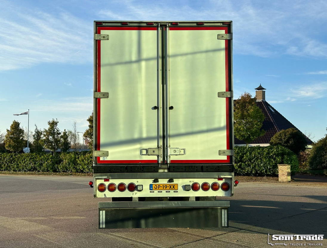Chereau Renders Carrier Maxima 1300 2X Steering Axle 1X Lift Axle Disc Brakes - Semiremorcă frigider: Foto 4 Chereau Renders Carrier Maxima 1300 2X Steering Axle 1X Lift Axle Disc Brakes - Semiremorcă frigider: Foto 4