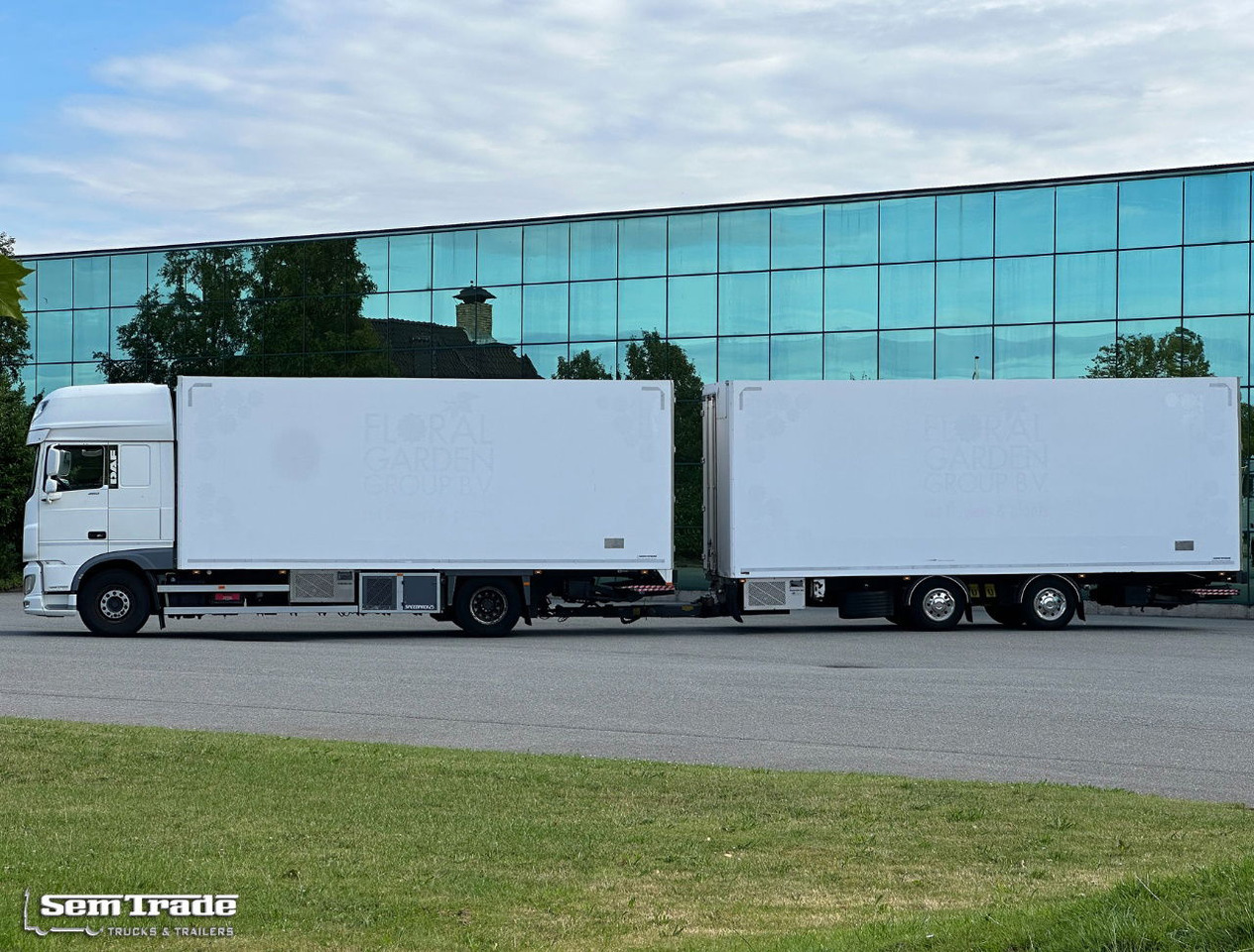 DAF XF 460 SSC Only 636.000 KM Tail Lift Cooling TOP Condition Holland-Combi - Camion frigider: Foto 2 DAF XF 460 SSC Only 636.000 KM Tail Lift Cooling TOP Condition Holland-Combi - Camion frigider: Foto 2