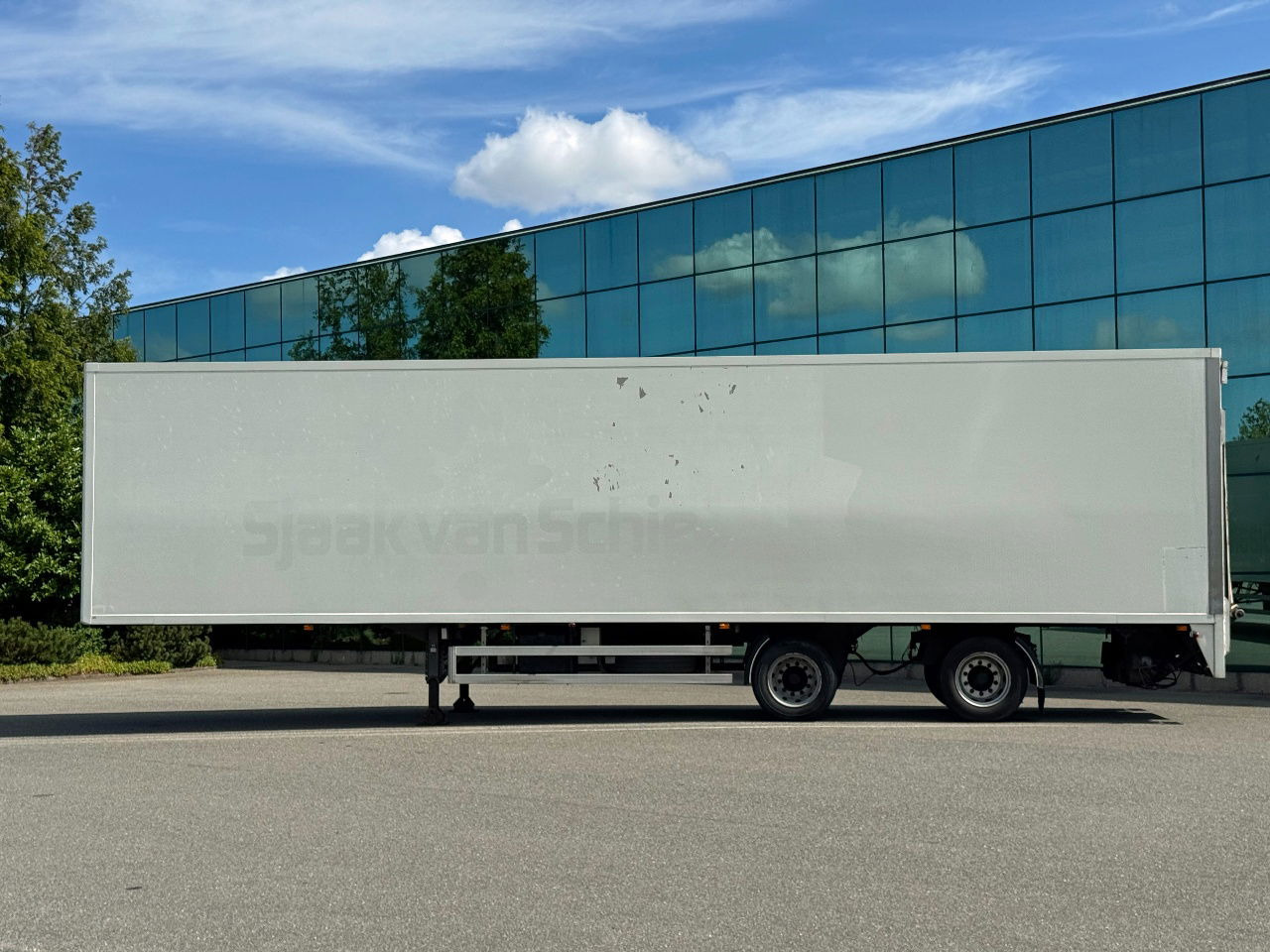 HTF 2-AS Heiwo 1240 x 250 x 272 CM Inwendig Stuuras Laadklep APK TOT 07-2026 - Semiremorcă furgon: Foto 2 HTF 2-AS Heiwo 1240 x 250 x 272 CM Inwendig Stuuras Laadklep APK TOT 07-2026 - Semiremorcă furgon: Foto 2