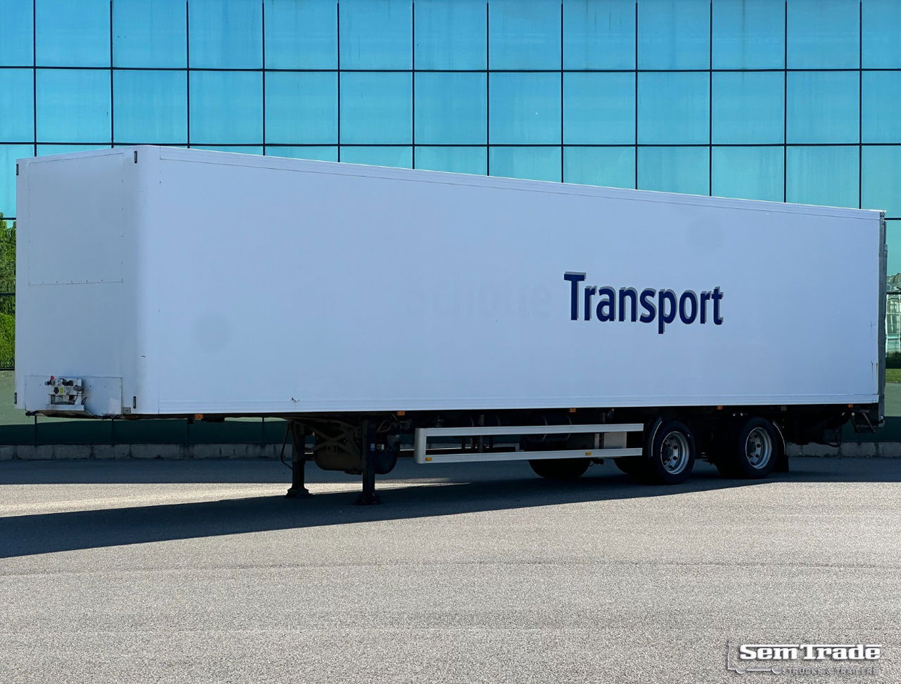 Jumbo 2 Alxe SOR Isolated BOX Tail Lift Steering Axle Holland-Trailer - Semiremorcă furgon: Foto 1 Jumbo 2 Alxe SOR Isolated BOX Tail Lift Steering Axle Holland-Trailer - Semiremorcă furgon: Foto 1
