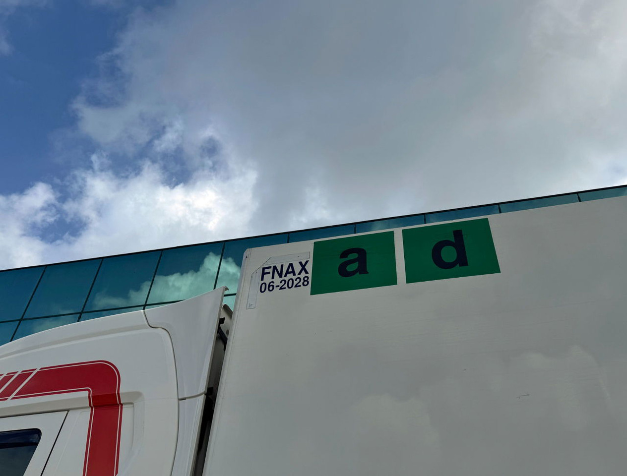 Camion frigider Scania S500 6X2 Retarder 815 x 250 x 275 CM Inside TOP Condition Holland Truck: Foto 18