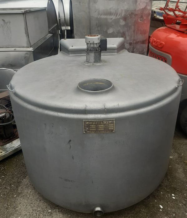 Tanks à lait inox, Bacs inox diverses dimensions,Plonges inox,armoires inox,reserves eau pluviale, - Rezervor de stocare: Foto 2 Tanks à lait inox, Bacs inox diverses dimensions,Plonges inox,armoires inox,reserves eau pluviale, - Rezervor de stocare: Foto 2