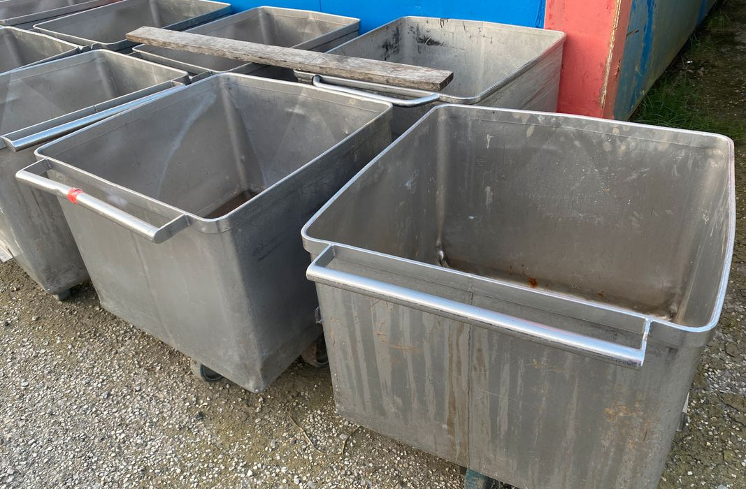 Tanks à lait inox, Bacs inox diverses dimensions,Plonges inox,armoires inox,reserves eau pluviale, - Rezervor de stocare: Foto 4 Tanks à lait inox, Bacs inox diverses dimensions,Plonges inox,armoires inox,reserves eau pluviale, - Rezervor de stocare: Foto 4