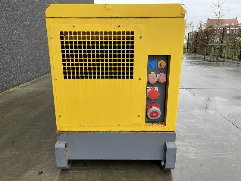 Atlas-Copco QAS 100 - Generator electric: Foto 4 Atlas-Copco QAS 100 - Generator electric: Foto 4