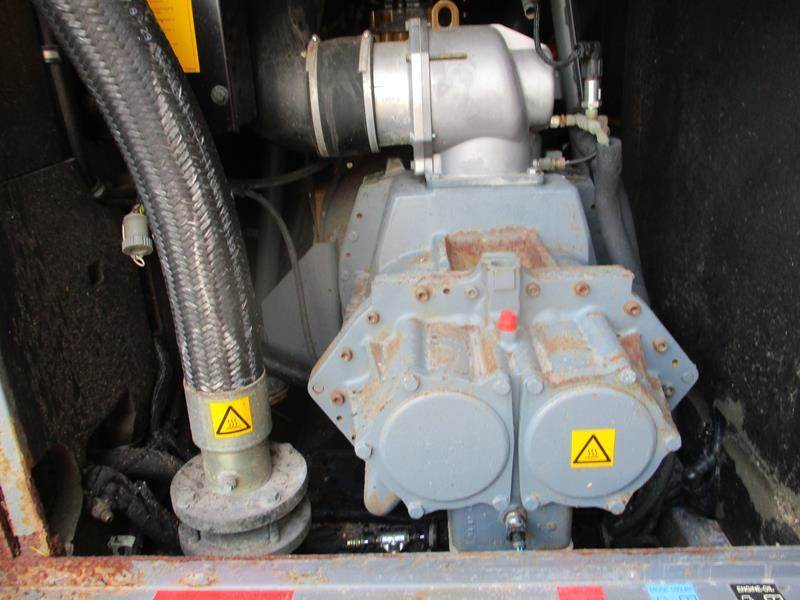 Atlas-Copco XAHS 336 CD - Compresor de aer: Foto 4 Atlas-Copco XAHS 336 CD - Compresor de aer: Foto 4