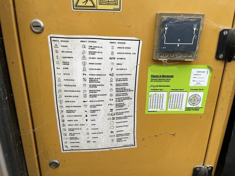 Cat C 18 - 700 - Generator electric: Foto 4 Cat C 18 - 700 - Generator electric: Foto 4